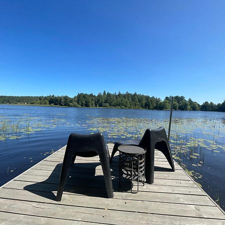 Humlegarden Lake Cottage, Horn Екстер'єр фото
