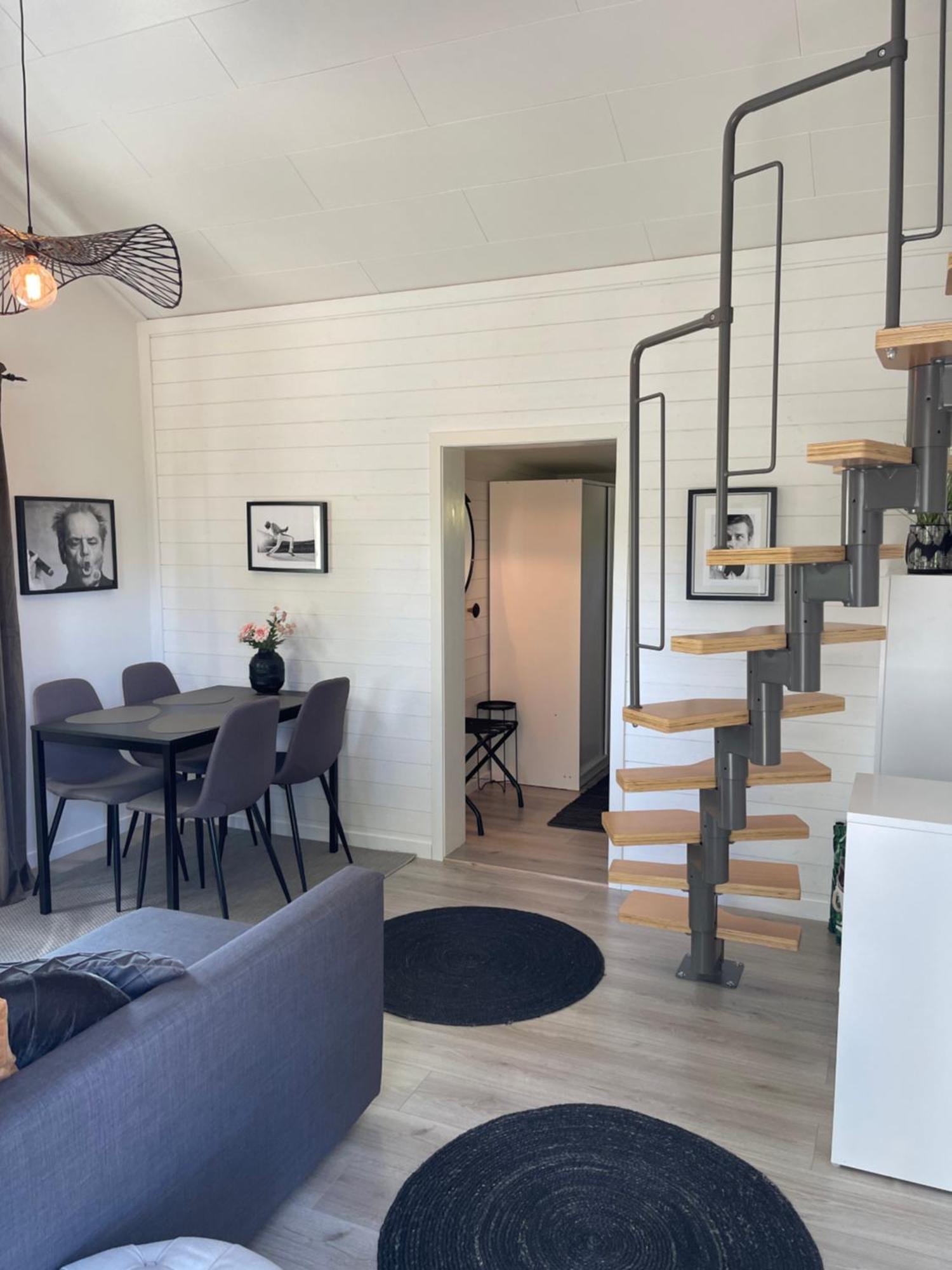 Humlegarden Lake Cottage, Horn Екстер'єр фото